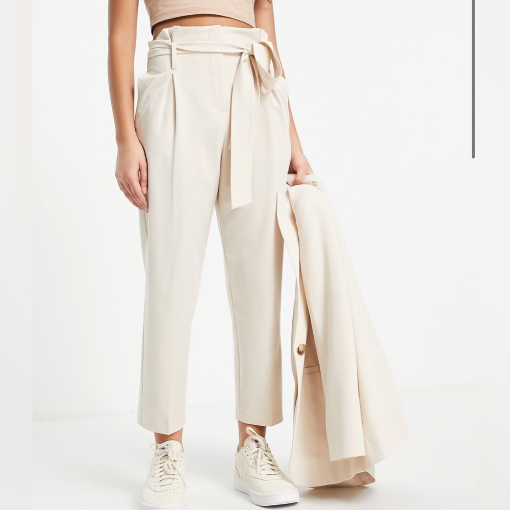 Miss Selfridge Petite Paperbag Pant in Stone